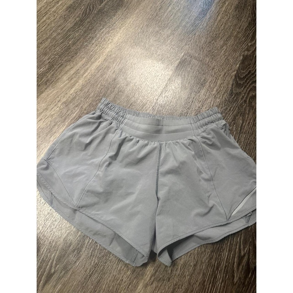 Lululemon Track That Mid-Rise Lined Short 5 Inch Blue Gray Size 6
